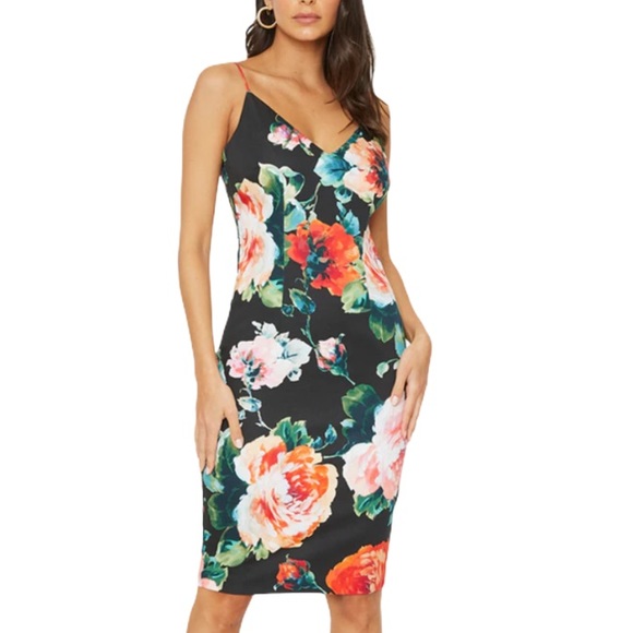 Black Halo Dresses & Skirts - Black Halo Amorie Floral Print Sheath Dress